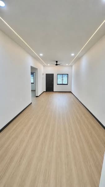 1-storey Terraced House for Sale in Taman Desa Skudai (Skudai) - Wallace Ang - Living Room - PropertyGuru.com.my