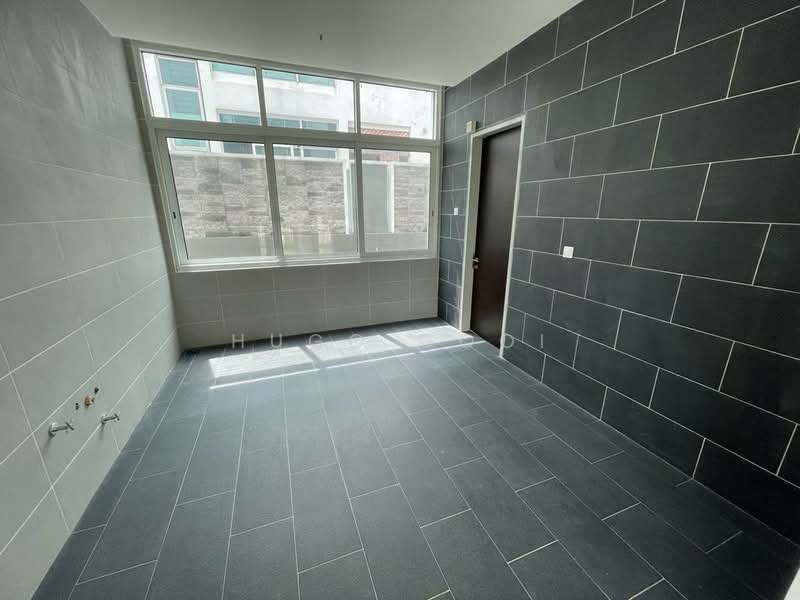 Bungalow House for Sale in Ampang (Selangor) - Hugo Gooi - PropertyGuru.com.my