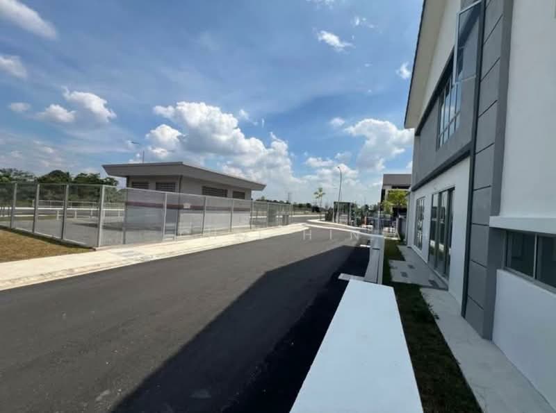 Rumah Teres 2-Tingkat untuk Dijual di Amverton Hills (Sungai Buloh) - Chee Hin - Exterior - PropertyGuru.com.my