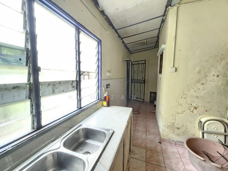 Rumah Teres 2-Tingkat untuk Dijual di Bandar Baru Bangi (Selangor) - Hamizah . - Kitchen - PropertyGuru.com.my