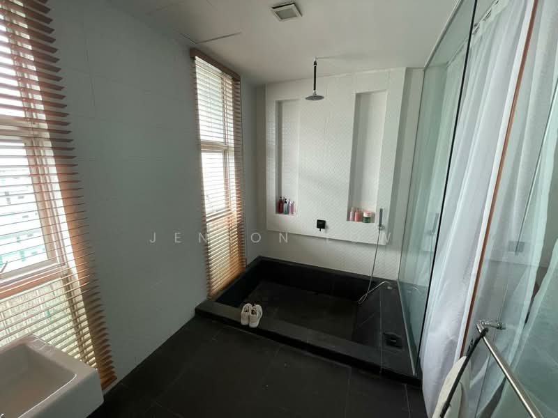 Kondominium untuk Dijual di USJ One Avenue Condo - Jenson Low - Bathroom - PropertyGuru.com.my