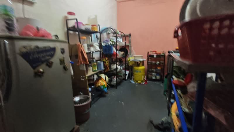 Rumah Flat untuk Dijual di Rumah Pangsa Batu Berendam - CHIN FN - Kitchen - PropertyGuru.com.my