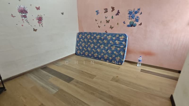 Rumah Flat untuk Dijual di Rumah Pangsa Batu Berendam - CHIN FN - Bedroom - PropertyGuru.com.my