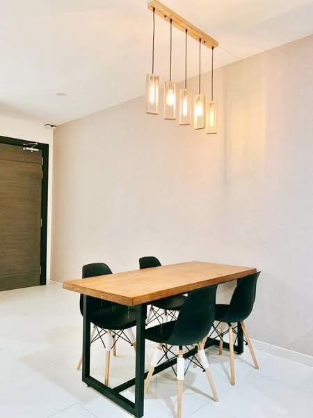 Kondominium untuk Disewa di Sapphire On The Park - Thomas Tong - Dining Room - PropertyGuru.com.my
