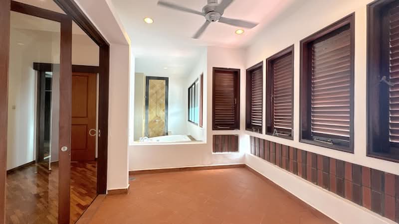 Rumah Teres 2-Tingkat untuk Dijual di Bukit Rahman Putra (Sungai Buloh) - Clement Chan - PropertyGuru.com.my