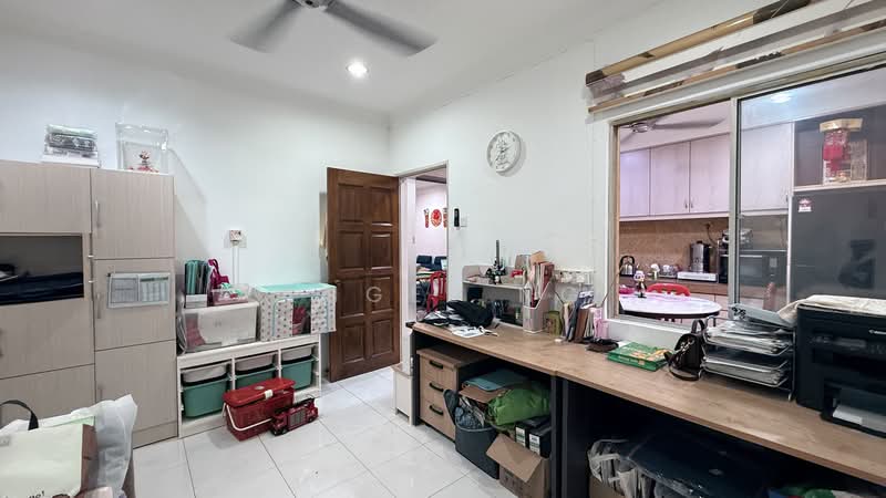 Rumah Teres 2 Tingkat untuk Dijual di Taman Segar Perdana (Cheras) - Angel Ng - Study - PropertyGuru.com.my