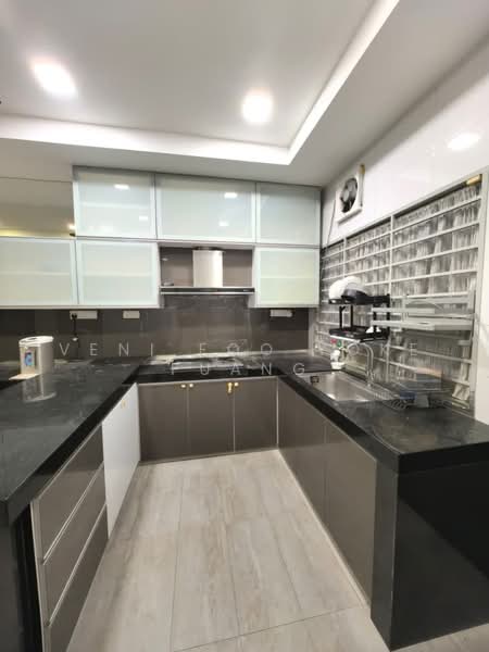 2.5-storey Terraced House for Sale in Klang (Selangor) - Veni Foo Yoke Fuang - Kitchen - PropertyGuru.com.my