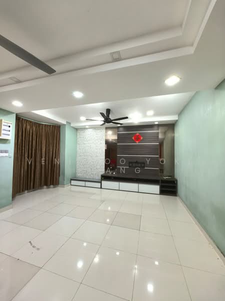 2.5-storey Terraced House for Sale in Klang (Selangor) - Veni Foo Yoke Fuang - Living Room - PropertyGuru.com.my