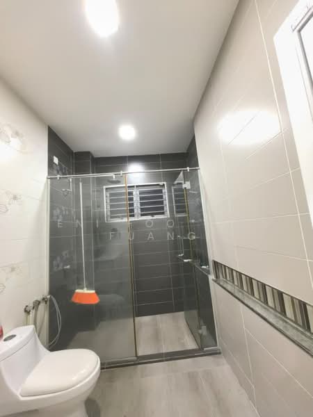 2.5-storey Terraced House for Sale in Klang (Selangor) - Veni Foo Yoke Fuang - Bathroom - PropertyGuru.com.my