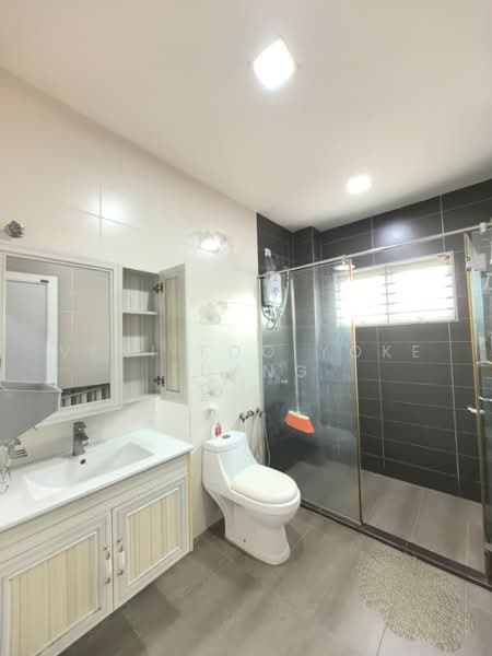 2.5-storey Terraced House for Sale in Klang (Selangor) - Veni Foo Yoke Fuang - Bathroom - PropertyGuru.com.my