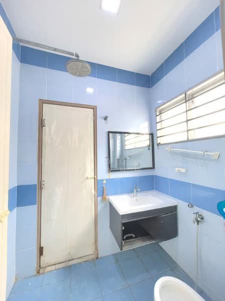 2.5-storey Terraced House for Sale in Klang (Selangor) - Veni Foo Yoke Fuang - Bathroom - PropertyGuru.com.my