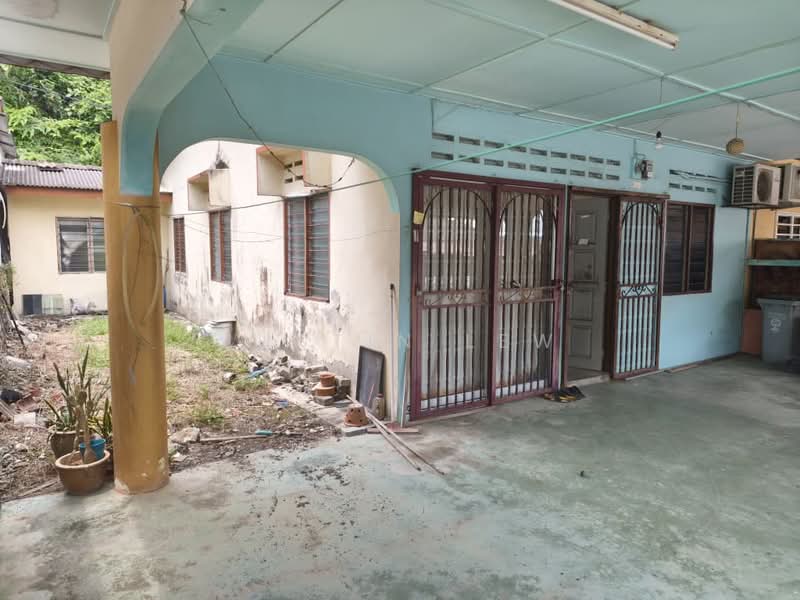1-storey Terraced House for Sale in Taman Bukit Sentosa (Seremban) - Justin Lew - Exterior - PropertyGuru.com.my