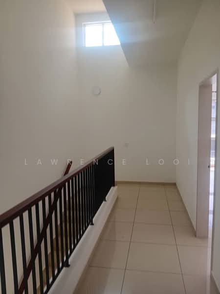 2-storey Terraced House for Rent in Bandar Rimbayu (Telok Panglima Garang) - Lawrence Looi - Corridor - PropertyGuru.com.my