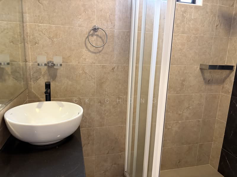 Semi-Detached House for Sale in Batu 9 (Cheras) - CK Chong - Bathroom - PropertyGuru.com.my