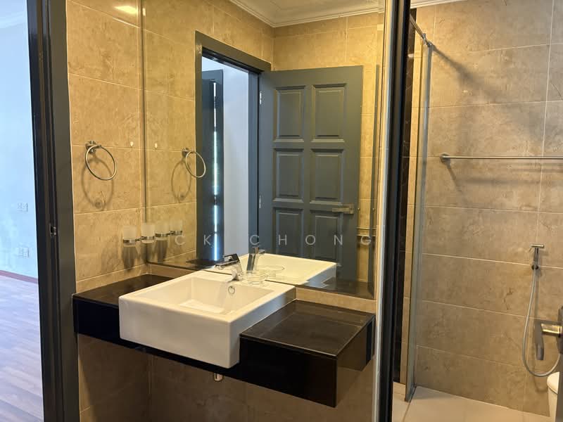 Semi-Detached House for Sale in Batu 9 (Cheras) - CK Chong - Bathroom - PropertyGuru.com.my