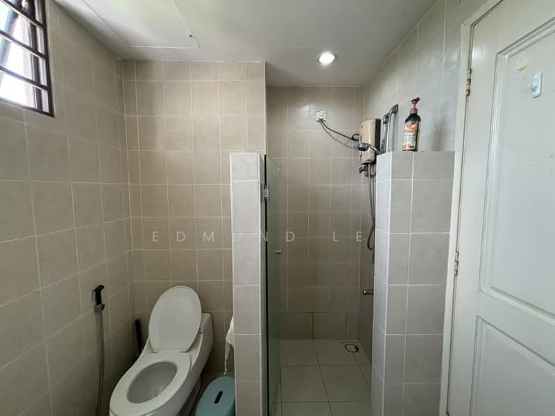 Condominium for Sale at Casa Tropicana - Edmund Lee - Bathroom - PropertyGuru.com.my