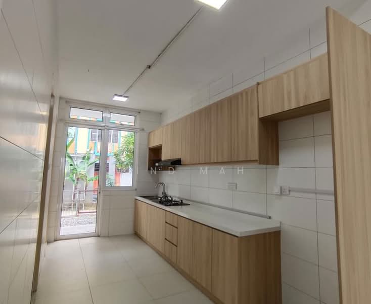 3-storey Terraced House for Rent in Subang Jaya (Selangor) - Wind Mah - Kitchen - PropertyGuru.com.my