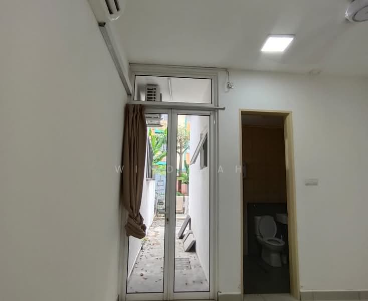 3-storey Terraced House for Rent in Subang Jaya (Selangor) - Wind Mah - Bathroom - PropertyGuru.com.my