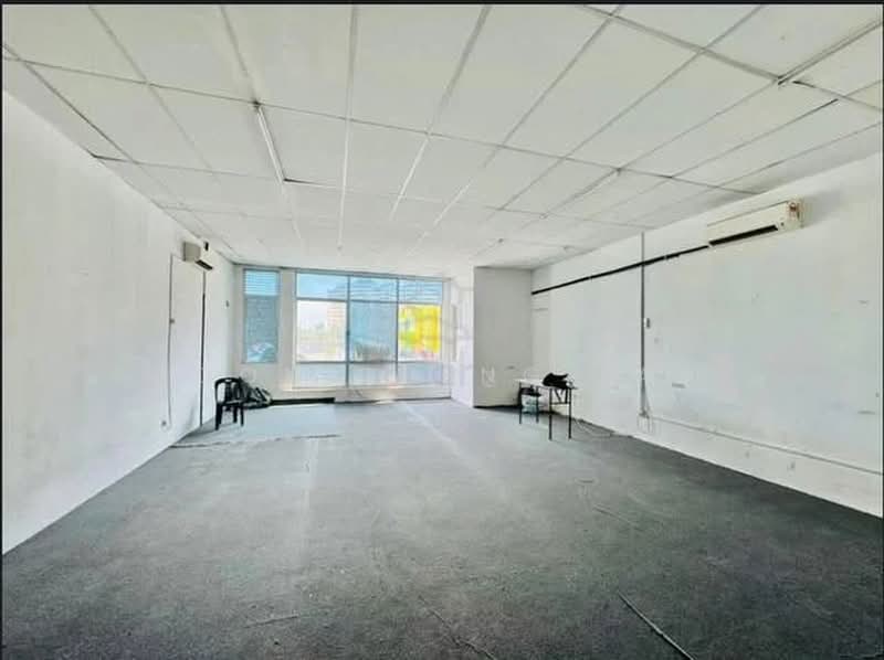 Shop for Rent in Bandar Seri Putra (Bangi) - Soon Sheng Law - Interior - PropertyGuru.com.my