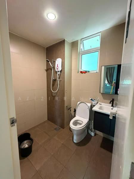 Kondominium untuk Disewa di Flora Rosa - Azizirrahim . - Bathroom - PropertyGuru.com.my