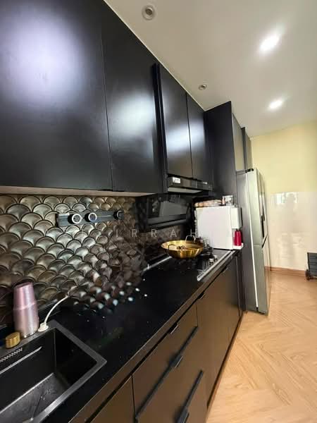 Kondominium untuk Disewa di Flora Rosa - Azizirrahim . - Kitchen - PropertyGuru.com.my