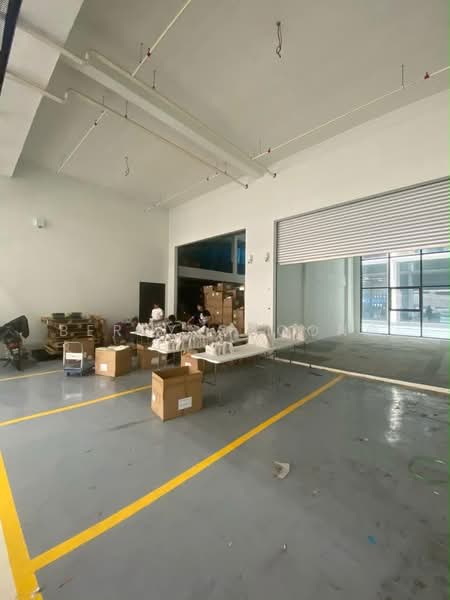 Shop / Office for Sale in Taman Sains Selangor (Kota Damansara) - Berry Choong - Interior - PropertyGuru.com.my
