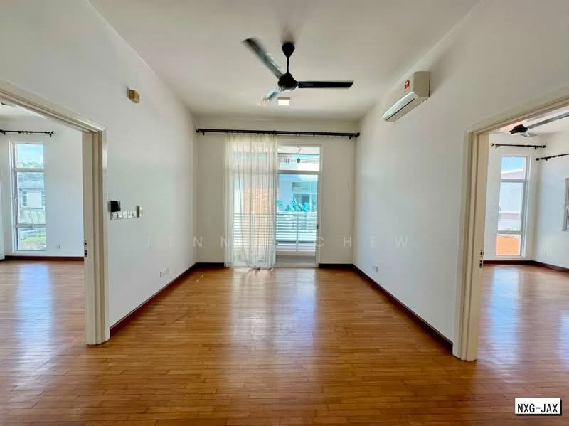 Rumah Berkembar untuk Dijual di Setia Eco Park (Setia Alam) - Jennie Chew - Living Room - PropertyGuru.com.my