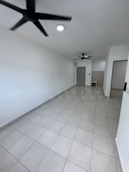 Service Residence for Sale at Flora Residency - Noor Hidayah Mohamad Noor - Living Room - PropertyGuru.com.my