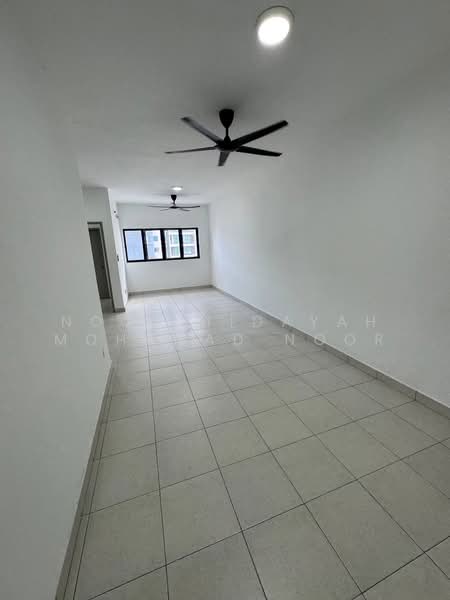 Service Residence for Sale at Flora Residency - Noor Hidayah Mohamad Noor - Living Room - PropertyGuru.com.my