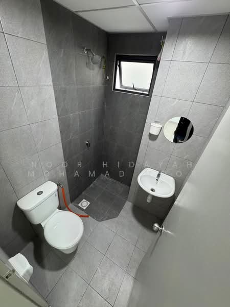 Service Residence for Sale at Flora Residency - Noor Hidayah Mohamad Noor - Bathroom - PropertyGuru.com.my