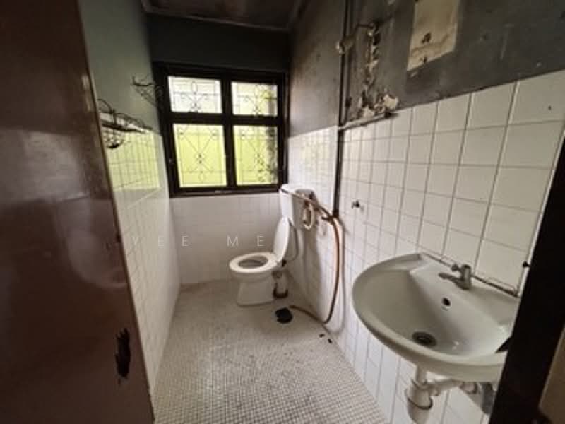 2-storey Terraced House for Sale in Taman Melawati (Ulu Kelang) - Yee Mei Hong - Bathroom - PropertyGuru.com.my