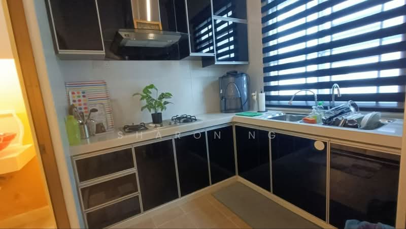 Rumah Teres 2-Tingkat untuk Dijual di Setia Tropika (Johor Bahru) - Sharon Ng - Kitchen - PropertyGuru.com.my