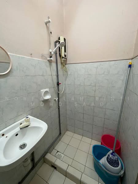 Pangsapuri untuk Dijual di Pangsapuri Lagoon Perdana - Norfazilah Binti Mohd Saad - Bathroom - PropertyGuru.com.my
