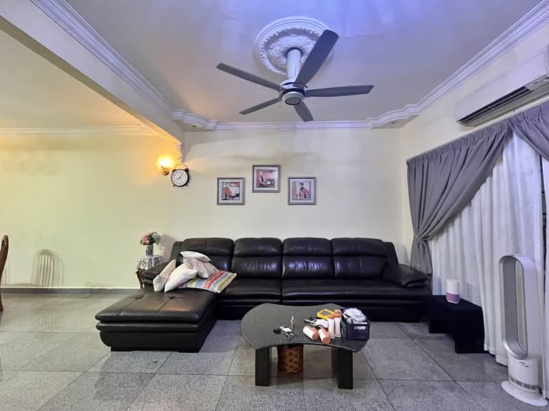 2-storey Terraced House for Sale in Taman Bukit Cheras (Cheras) - Angel Ng - Living Room - PropertyGuru.com.my