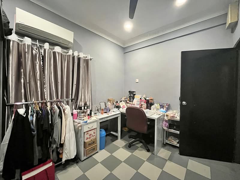 2-storey Terraced House for Sale in Taman Bukit Cheras (Cheras) - Angel Ng - Study - PropertyGuru.com.my