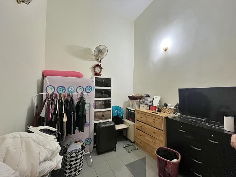 2-storey Terraced House for Sale in Taman Bukit Cheras (Cheras) - Angel Ng - Bedroom - PropertyGuru.com.my
