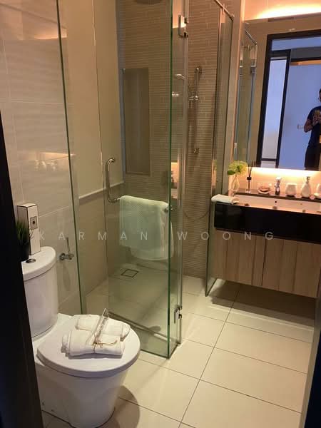 Servis Apartment untuk Disewa di Sapphire Paradigm - Karman Woong - Bathroom - PropertyGuru.com.my