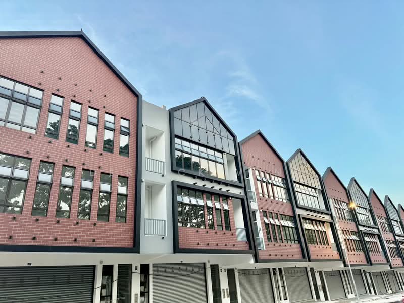 Shop / Office for Sale in Taman Sutera Utama (Skudai) - Derrick Wong - Exterior - PropertyGuru.com.my