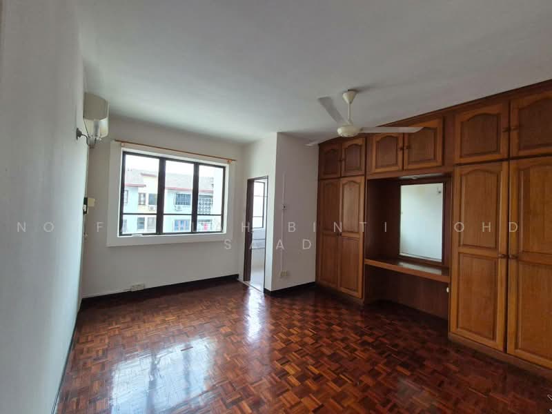 Condominium for Sale at Sri Ayu - Norfazilah Binti Mohd Saad - Bedroom - PropertyGuru.com.my