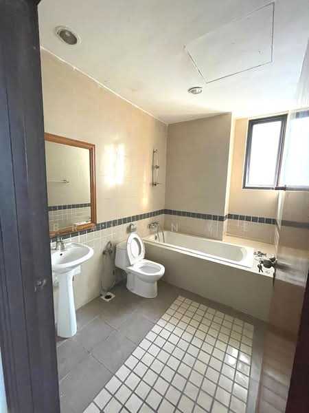 Service Residence for Rent at The Heritage Residence - Brandon Yee - Bathroom - PropertyGuru.com.my