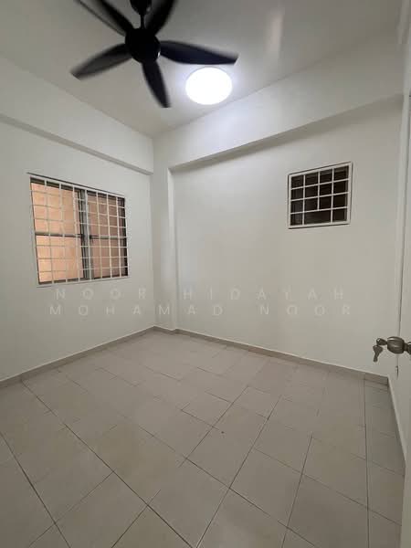 Pangsapuri untuk Dijual di Pangsapuri Sri Angkasa - Noor Hidayah Mohamad Noor - Interior - PropertyGuru.com.my
