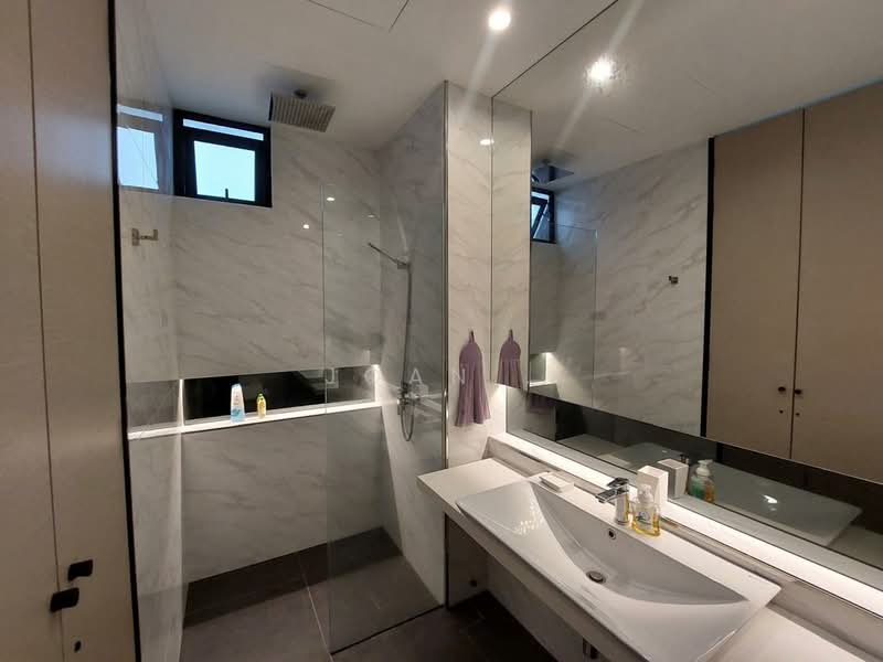 Kondominium untuk Disewa di City of Dreams - Joan . - Bathroom - PropertyGuru.com.my