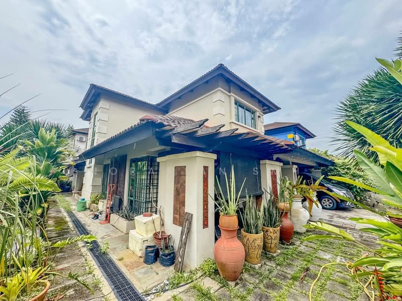 Rumah Berkembar untuk Dijual di Bandar Tasik Kesuma (Beranang) - Norafian SMH - Exterior - PropertyGuru.com.my