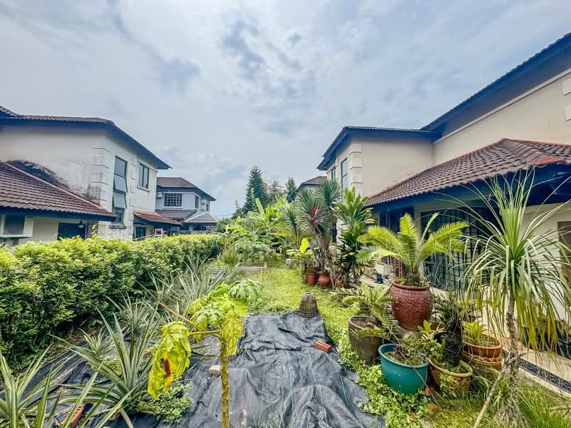 Rumah Berkembar untuk Dijual di Bandar Tasik Kesuma (Beranang) - Norafian SMH - Exterior - PropertyGuru.com.my