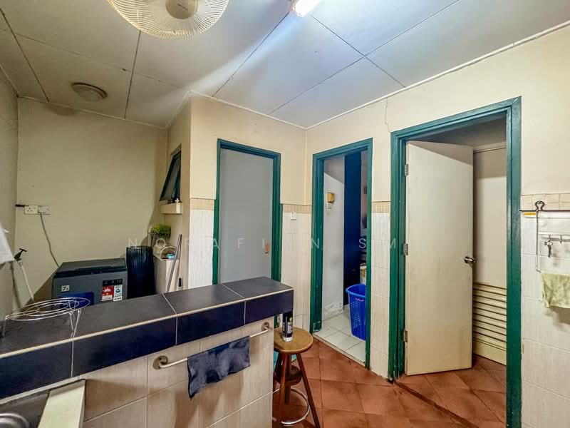 Rumah Berkembar untuk Dijual di Bandar Tasik Kesuma (Beranang) - Norafian SMH - Kitchen - PropertyGuru.com.my