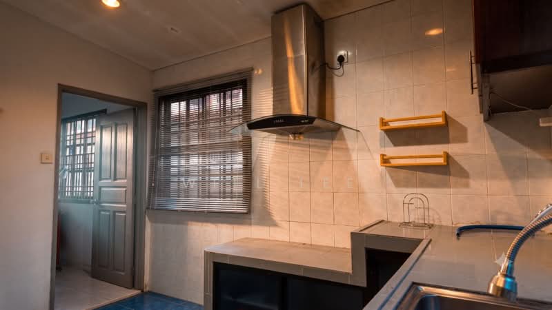 2-storey Terraced House for Sale in Ulu Tiram (Johor) - Will Lee - Kitchen - PropertyGuru.com.my