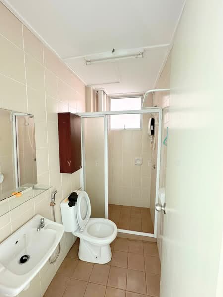 Apartment for Sale at Goodview Heights - WAYNE SHENG - Bathroom - PropertyGuru.com.my
