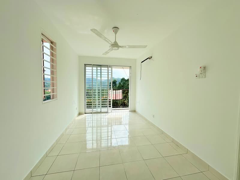 Apartment for Sale at Goodview Heights - WAYNE SHENG - Master Bed - PropertyGuru.com.my