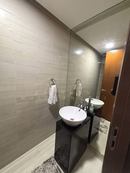 Condominium for Sale at The Capsquare Residences - Lachman Mulchandani - Powder room - PropertyGuru.com.my