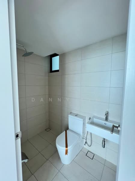 Condominium for Sale at 3 Residence - Danny Lim - Bathroom - PropertyGuru.com.my